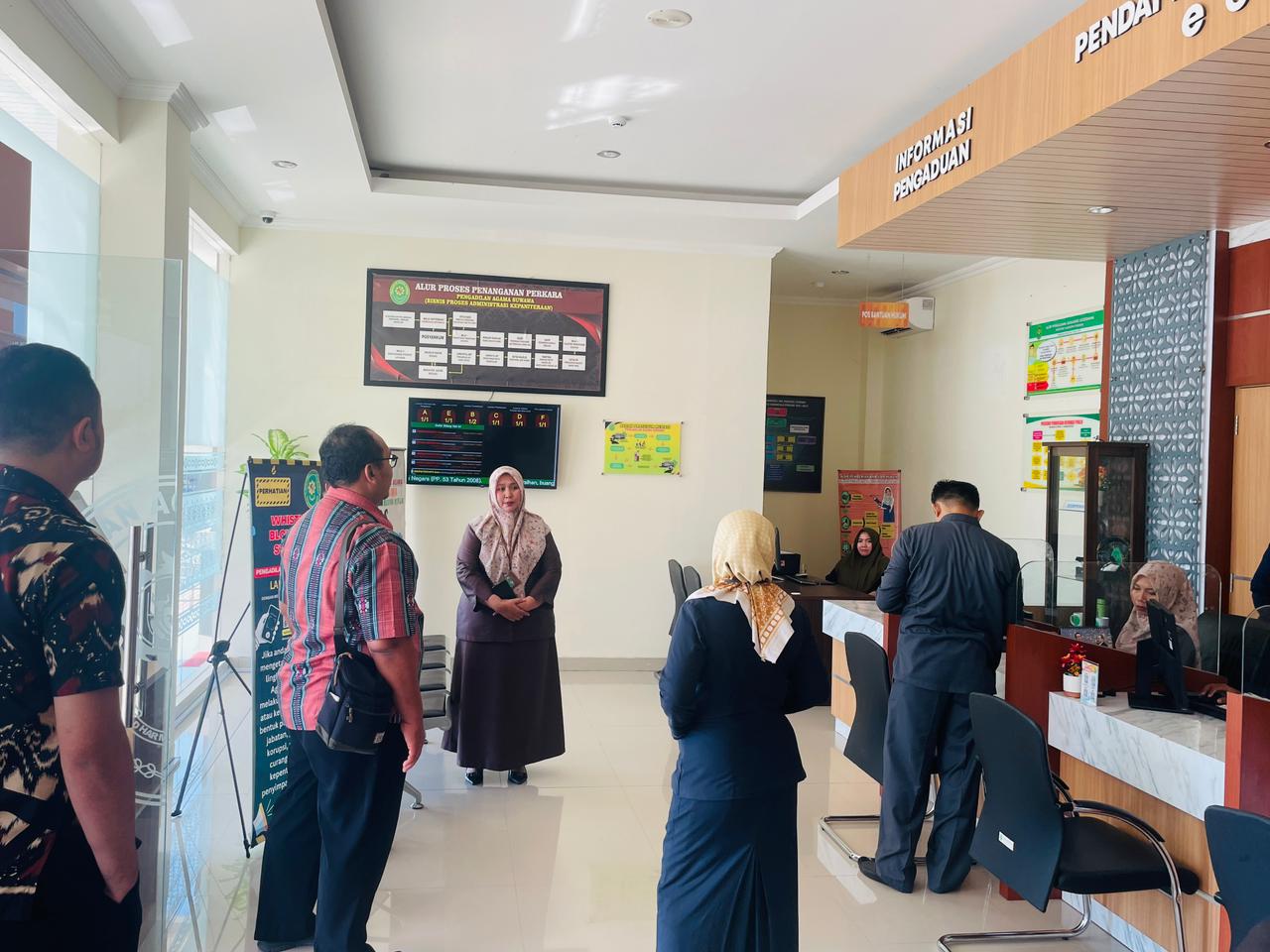 0611 KunjunganKerjaBiroPerlengkapan2