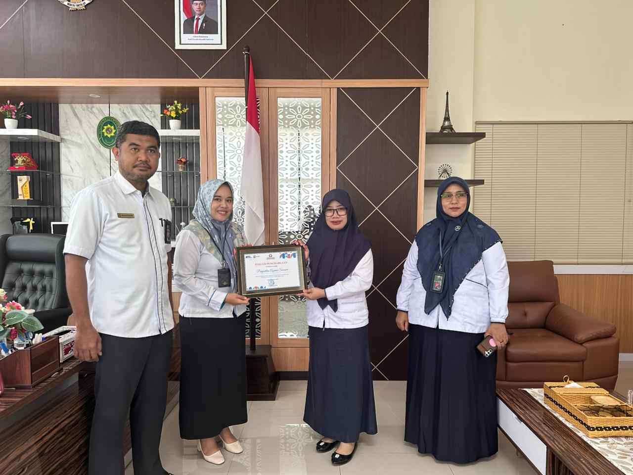 0112 KunjunganOmbudsman2 11zon