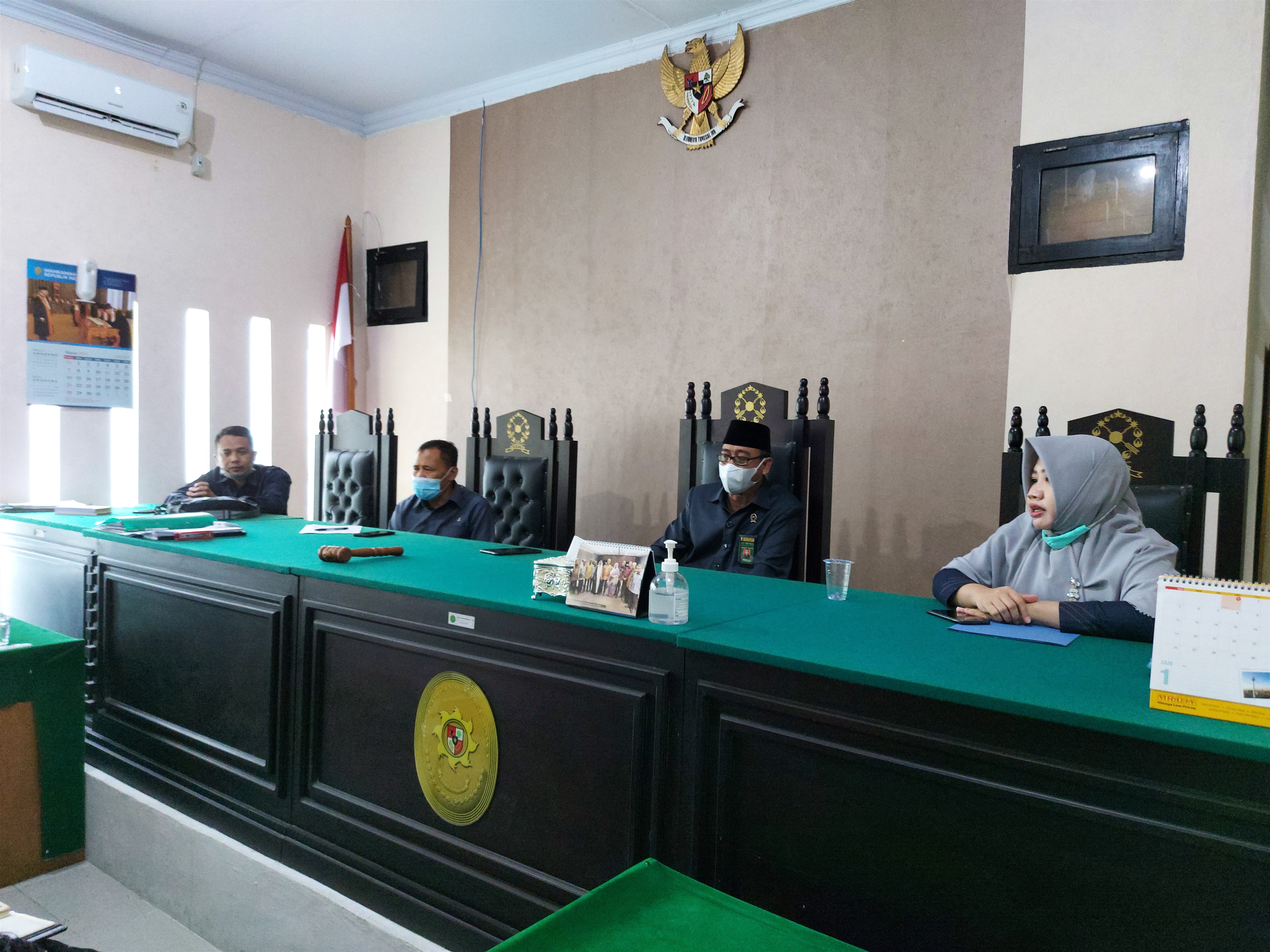 monevzi1 4624 x 3468